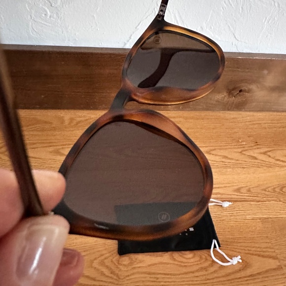 Blenders North Park Series Sunglasses in Broadway Nika Polarized - Picture 7 of 9